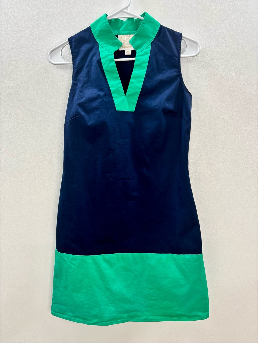 Sail to Sable STS Classic Sleeveless Tunic
Shift Dress Navy Green XS
